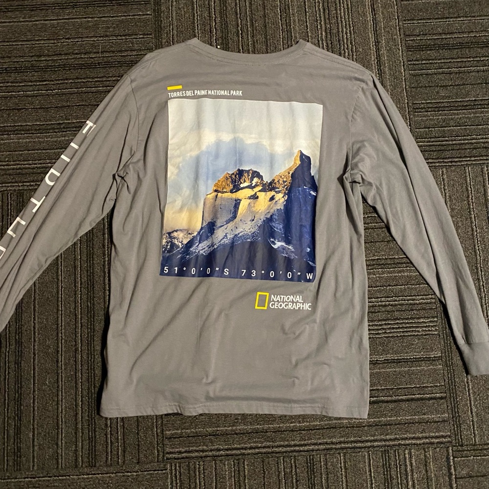 National Geographic (Pacsun) Long Sleeve